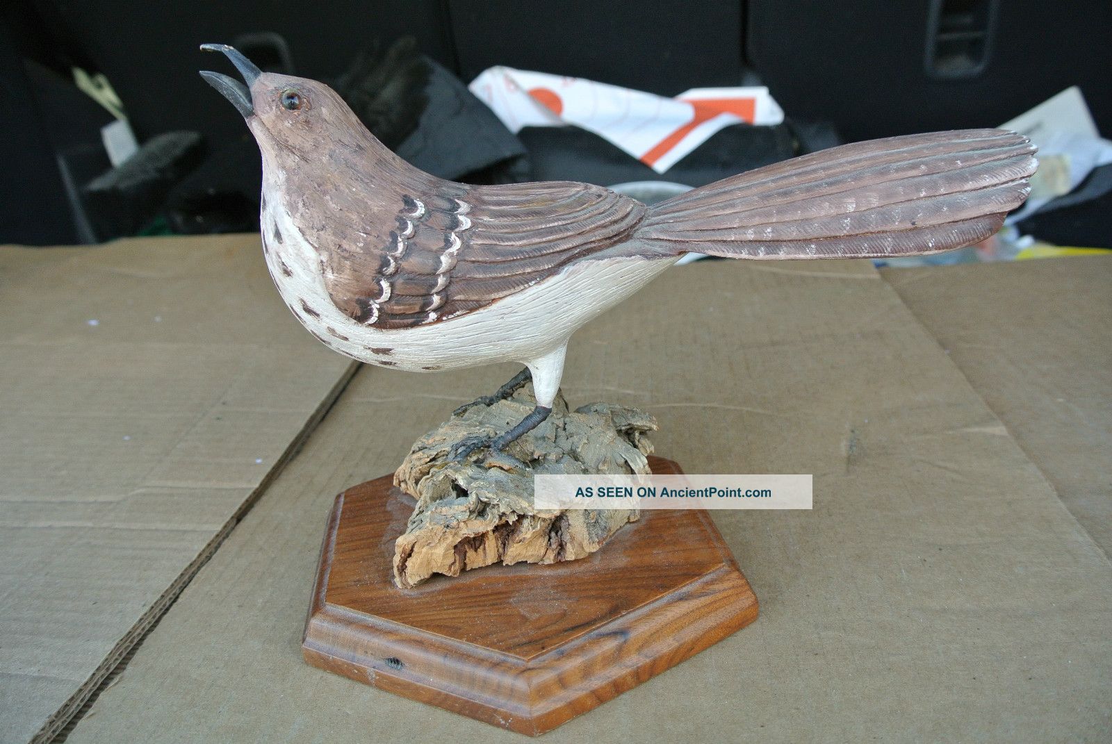 Vintage Carved Wood Wooden Brown Thrasher Bird Figurine Decoy Carved Figures photo
