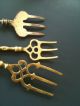 Old English - Vintage English Brass Toasting Forks - Set Of 3 Metalware photo 2