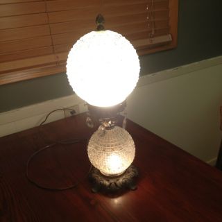 Vintage Mid Century Swag Cut Crystal Glass Table Lamp Globe Light 2 Bulbs Prism photo