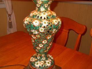 Antique 1930 ' S Reticulated Majolica 24k Gold Trim Table Lamp W/ Celluloid Finial photo