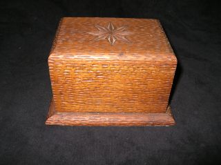 Antique Tramp / Flemish Art Box With Carved Star Top photo