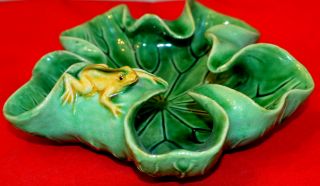 Unusual Antique Vintage Majolica Folded Leaf Bowl With Colorful Figural Frog Nr photo