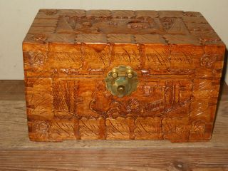 Vintage C.  1950 ' S Detailed Asian Hand Carved Large Satin Lined Box Brass Hardware photo