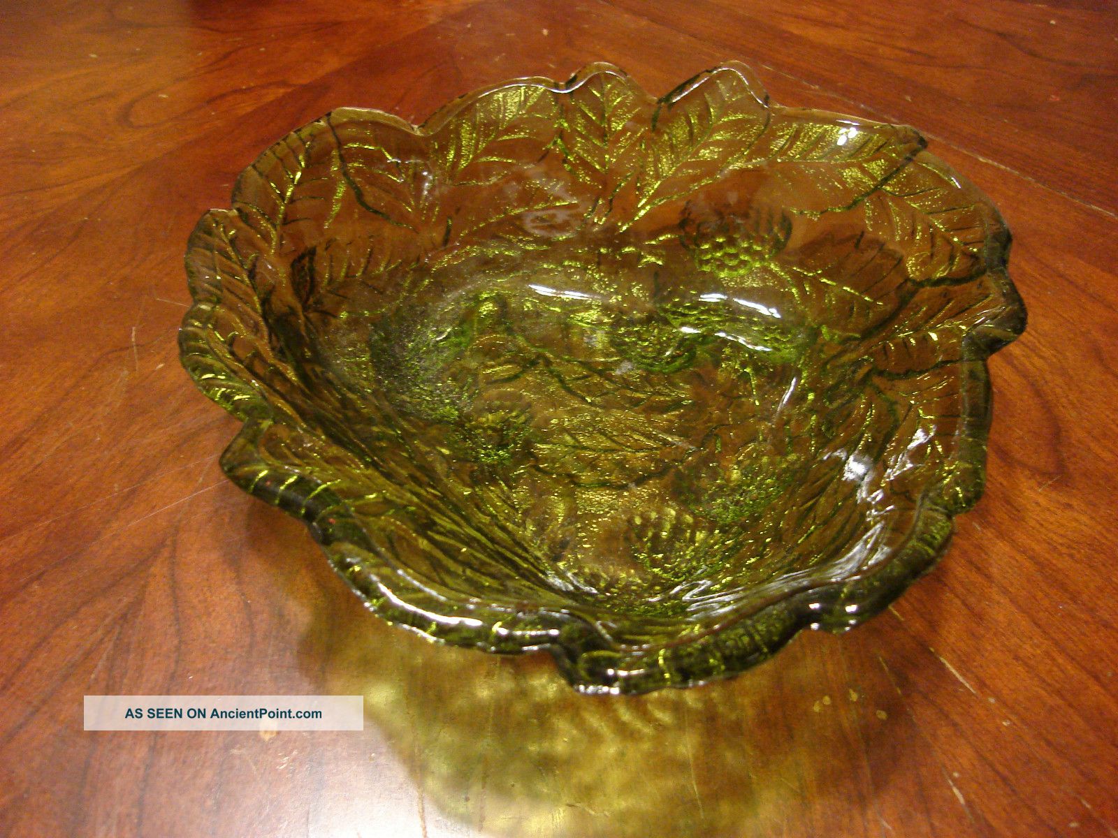 Loganberry Candy Dish Green Glass 1970 ' S Other photo