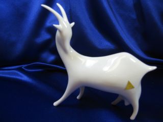 Royal Dux White Goat,  806 - 110,  7 