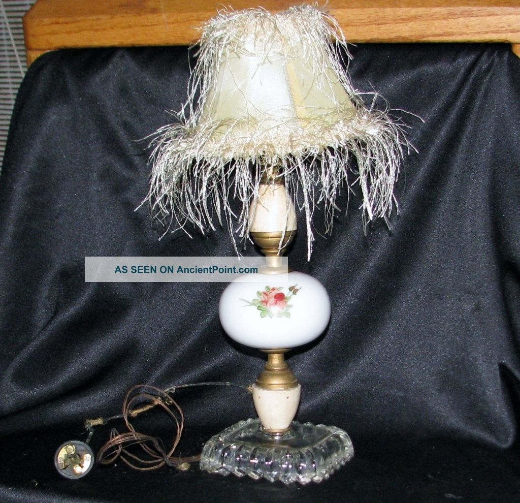 Reduced In Price1920s Very Delicate Small Bone China Lamp Plates & Chargers photo