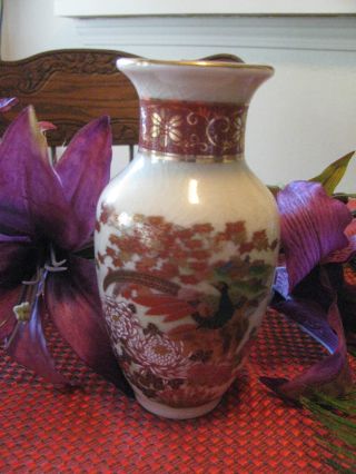Gorgeous Satsuma Gold - Detailed Painted Small Decorative Vase - Crackle Glaze photo