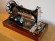 Singer De Luxe 1929 Portable Sewing Machine Sewing Machines photo 2