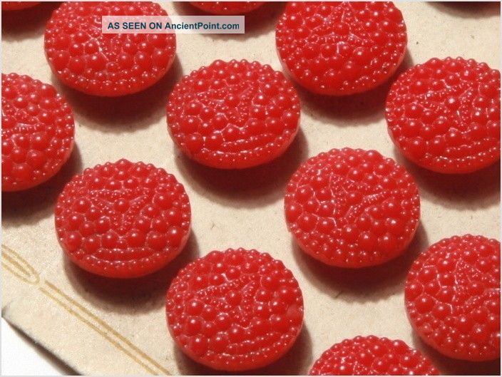 Card (24) Antique Vtg Czech Red Art Dedco Glass Buttons 20´s 13 Mm Buttons photo