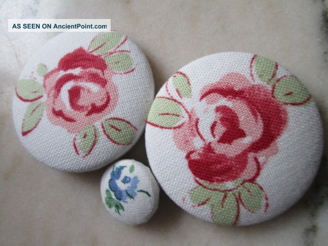 Vintage Buttons From Fabric Flower/france Buttons photo