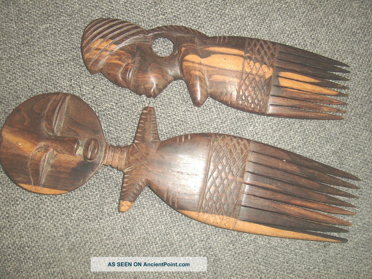 2 Carved Wooden Wall Hanging Tribal Combs 11 