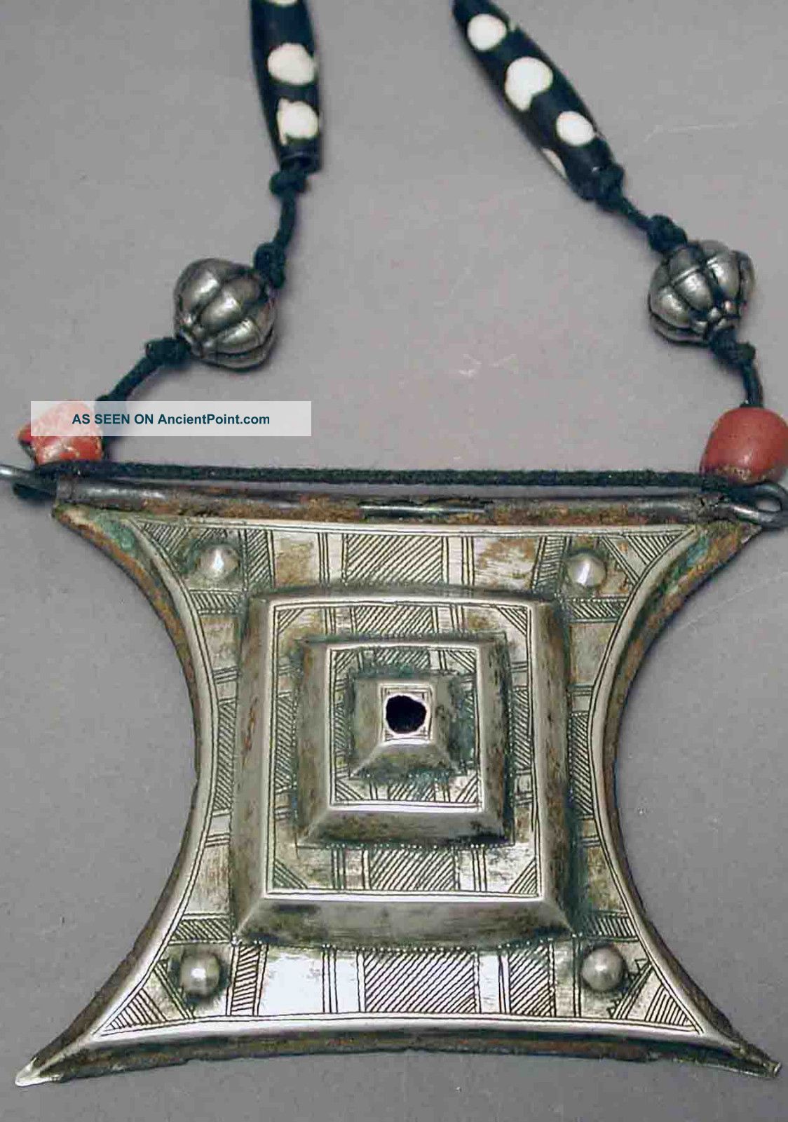 Jewelry African Tuareg Prayer Box Talisman Amulet Agadez Beaded Necklace Ethnix Other photo