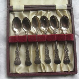 Solid Silver 830s Attractive Teaspoons.  Boxed Probably Norwegian 56g photo