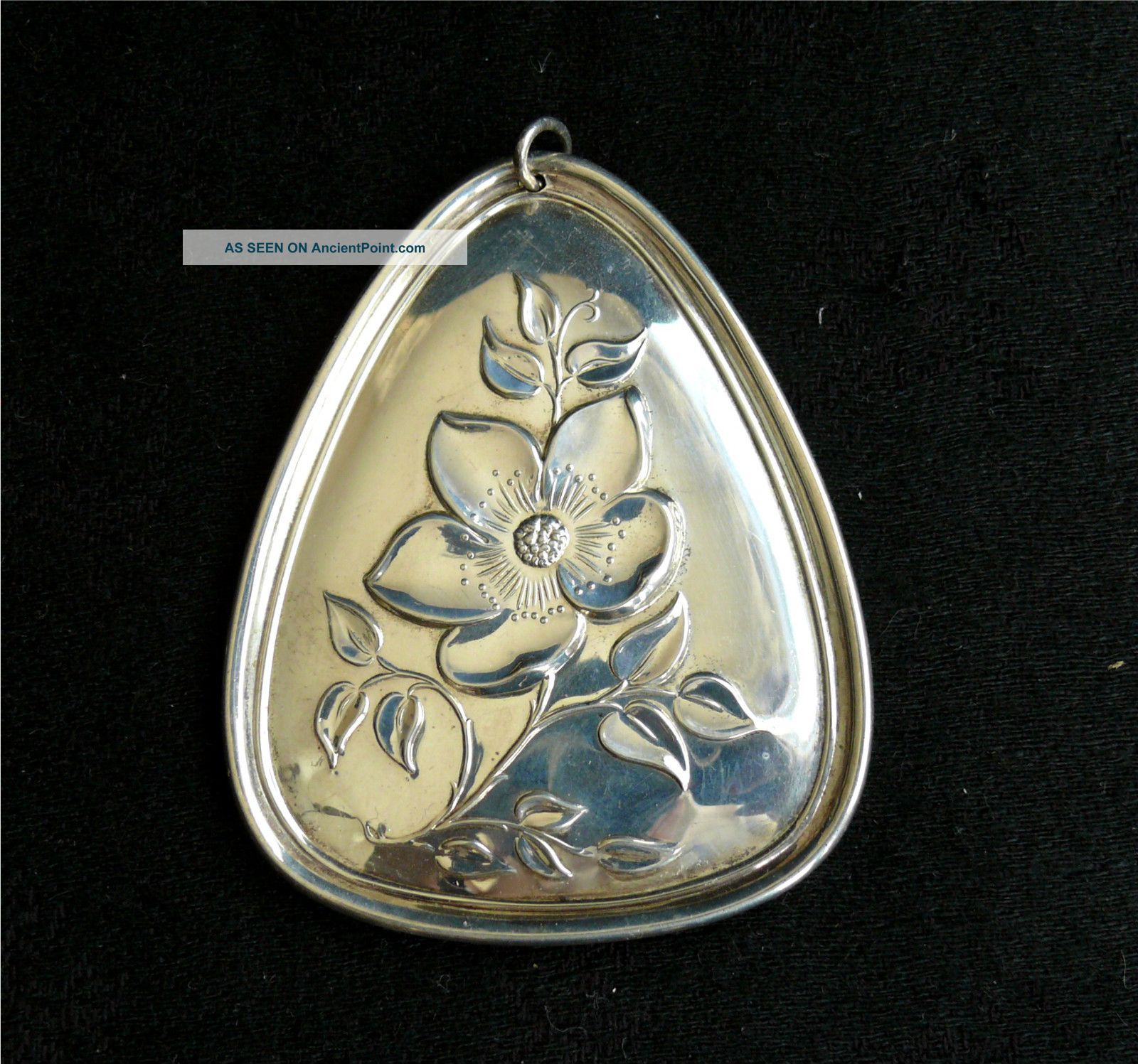 Towle Sterling Silver Christmas Ornament 1973 Flowers & Birds Other photo