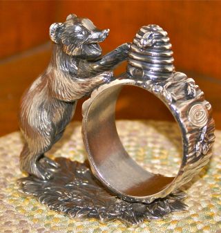 Reed & Barton 1824 Collection Silver Plated Figural Napkin Ring: Honey Bear photo