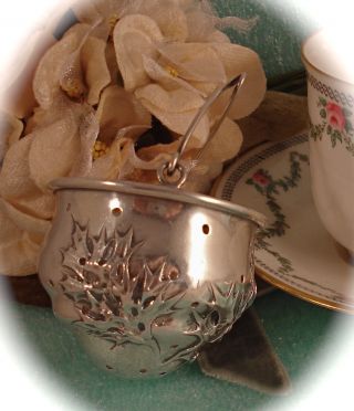 Antique J.  F.  Fradley Sterling Silver Loose Leaf Tea Strainer Thistle Pattern photo