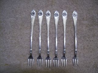 6 Alvin 1907 Easter Lily Cocktail Forks Silverplate photo