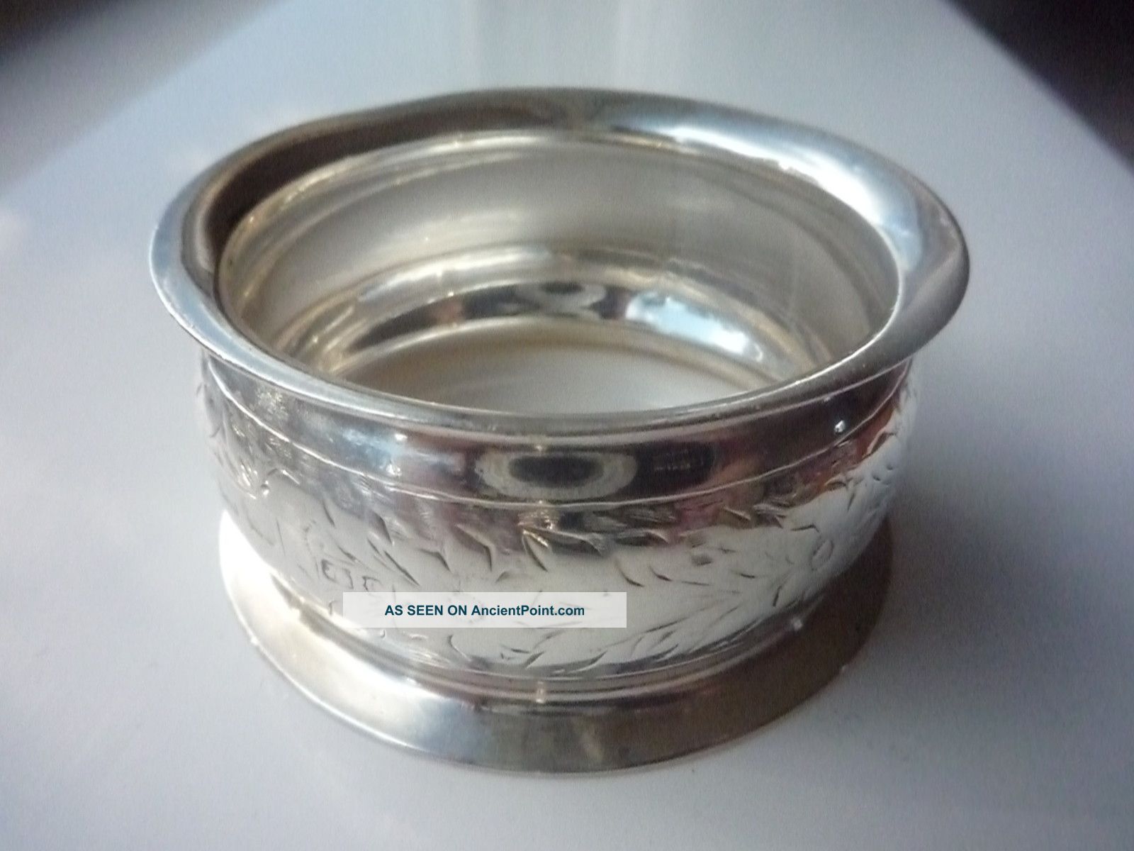 Victorian Solid Silver Napkin Ring - Chester 1898 Napkin Rings/ Clips photo