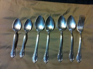1847 Rogers Bros Remembrance 7 Piece Mixed Spoons,  Teaspoons And Fork Lot photo