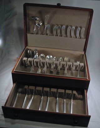 Cabot By Wallace 72 Pc Sterling Silver Flatware Silverware W/mono “r” & Chest photo