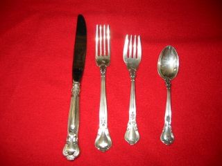 Chantilly By Gorham Sterling Silver 4 Piece Place Setting photo