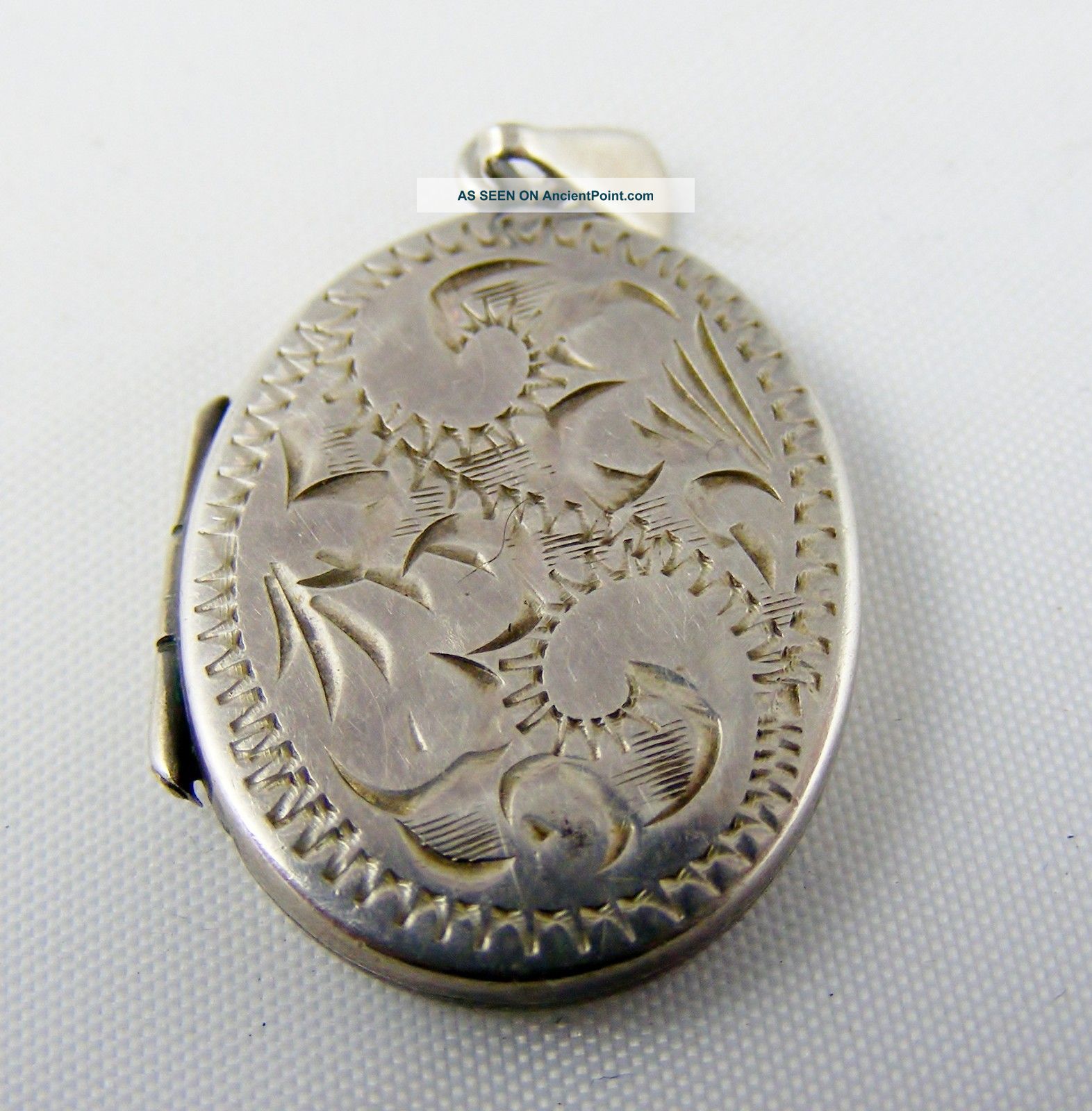 Vintage Solid Silver Engraved Front Photo Mourning Locket Pendant Full Uk Hm Uncategorized photo