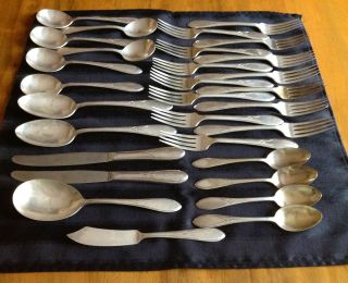 Vintage Lot 29 Pieces Silverplate Wm.  Rogers/original Rogers/unknown Pattern photo