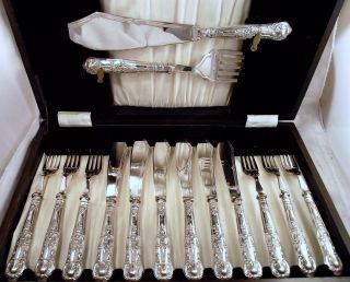 Cased Sterling Silver Kings Pattern Fish Cutlery Set & Servers Sheffield 1931 photo