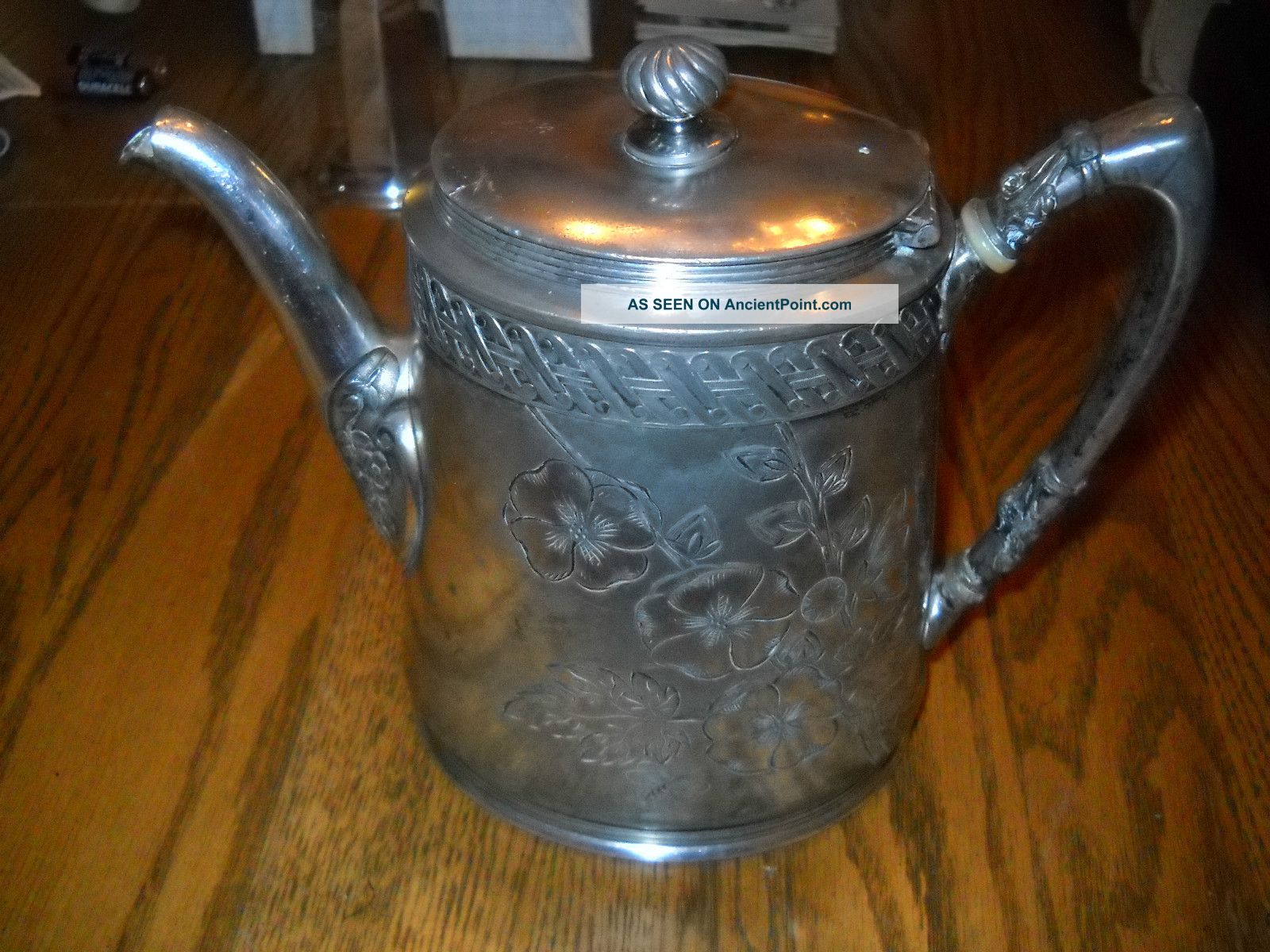 Vintage Reed & Barton Silver Plate Tea Pot Tea/Coffee Pots & Sets photo