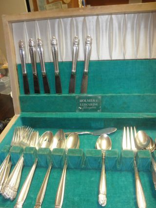 Vtg.  Holmes And Edwards 41 Pc Boxed Silver Plate Flatware Set Fine Condition photo