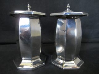 Edwardian Pair Of Solid Silver Salt & Pepper Shakers By H.  E Ltd - Sheffield 1909 photo