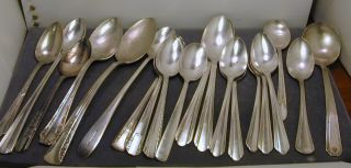 Vtg 20 Pc Silverplate Mixed Lot Teaspoons Ice Tea Soup Tablespoons photo