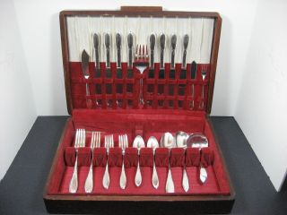 Wm Rogers/oneida Pickwick Silverplated Flatware,  Complete Place Setting For 8 photo