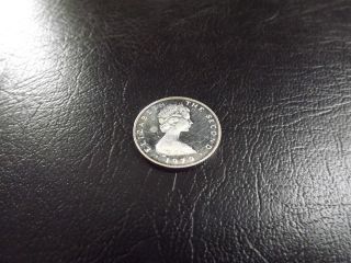 Silver Elizabeth The Second One Pound Coin - 1979 photo
