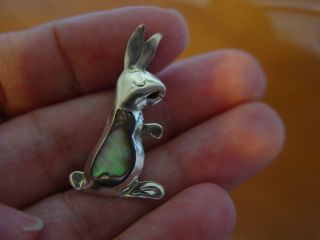 Sterling Silver 925 Bunny Rabbit W/mother Of Pearl Pin / Broch 2.  0 Grams photo