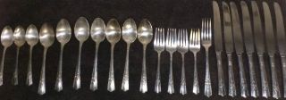 Vintage 22 Pc Wallingford Plate Aa+ Pre 1941 Silverplate Forks,  Knifes & Spoons photo