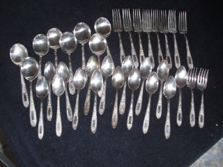 Monarch Silver Plated Flatware 34 Pieces photo