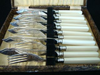 Fish Knives And Forks Set Boxed - Silver Plated Vintage photo