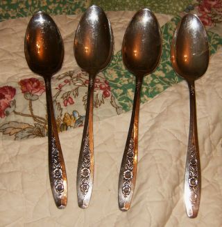 Set Of 4 Spoons Wm Rogers & Son Is Primrose 1952 Pickle Spoons ? photo
