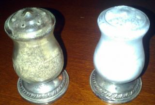 Quaker Silver Co.  Etched Glass And Sterling Weighted Salt And Pepper Shakers photo