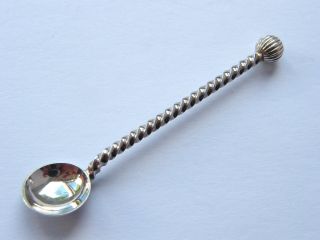 Vintage - Victorian Style - Solid Silver Barley Twist Salt Spoon - London Imp - C1973 photo