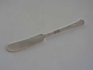 Wm Rogers Mfr.  Co International Silver Flat Handle Butter Knife 1939 Sovereign Pa photo