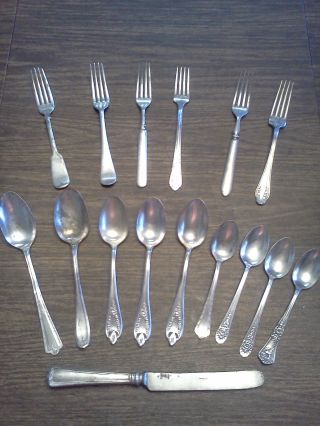 Rogers Silverplate Silverware 16 Misc Pieces photo