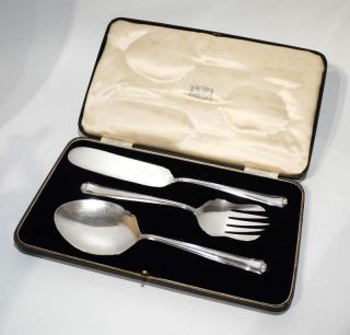 Antique Silver Plated Servers In Fitted Lined Case - Circa 1900. photo