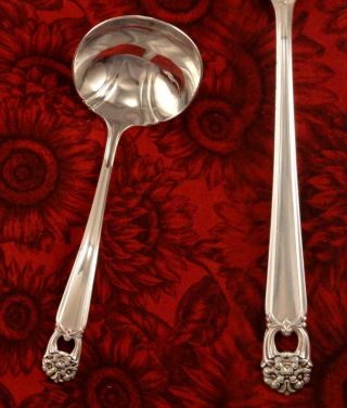 1847 Rogers Eternally Yours Gravy Sauce Ladle Vintage 1941 Silver Plate photo