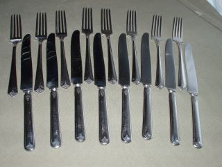 Courtney 8 Dinner Knives And 8 Dinner Forks 1935 Silver Plate Oneida photo