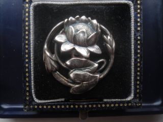 Arts & Crafts Silver Button 1890 - 1910 Murrle & Benett photo