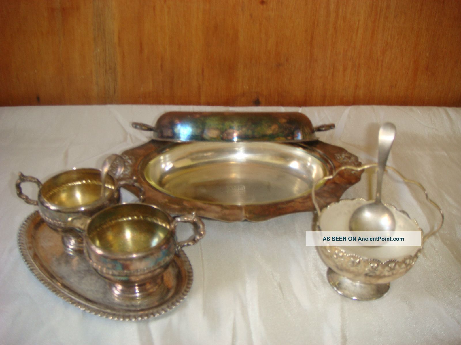 Silverplated Serving Pieces Sugar Creamer Jam And Lidded Tray Creamers & Sugar Bowls photo