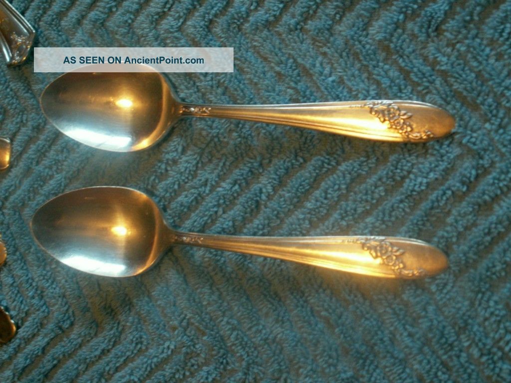 2 Tudor Plate Oneida Queen Bess Spoons 1946 Oneida/Wm. A. Rogers photo
