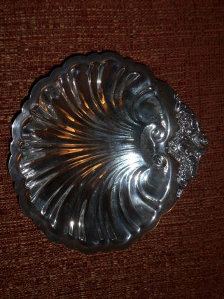 Medium Baroque By Wallace Silverplated Shell Bon Bon Dish Server 278 photo